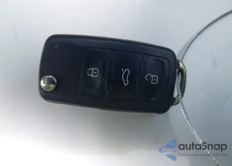 2018 Volkswagen Passat 2.0T Se из США, поврежденный, VIN 1VWBA7A38JC031355